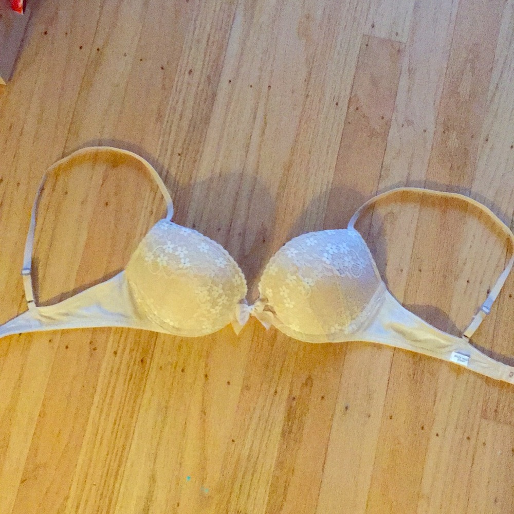 Gilly Hicks Lace Push Up Bra